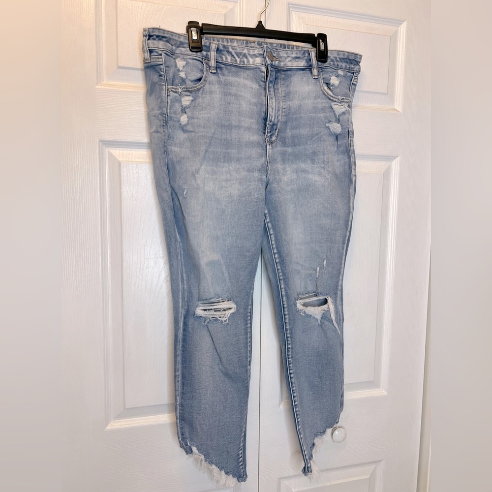 American eagle outfitters plus size 20 distressed raw slanted hem crop jeans